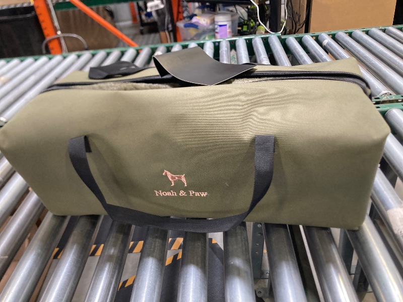 Photo 1 of Noah & Paw Collapsible Dog Crate Large Dog Crate for Large Medium Breeds, Travel Kennel for Car, Including Pet Mat for Pet Cage, 2 Storage Pockets, Handbag, 10mm Locking Zipper 30*21*21
