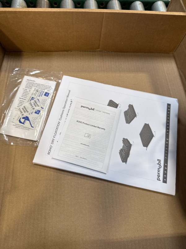 Photo 1 of Roho High Profile Quadtro Select Cushion - 18 x 18 in.