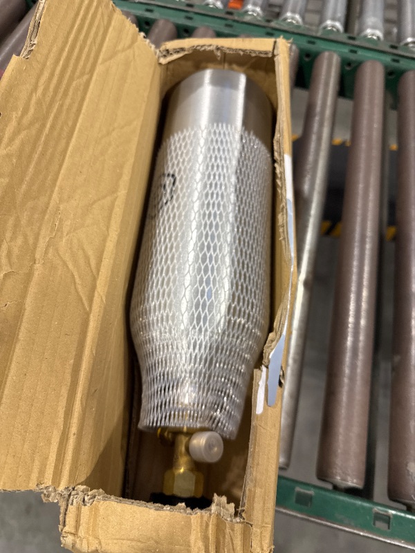 Photo 1 of 5lb Aluminum New CO2 Tank, DOT Approved Gas Cylinder with CGA 320 Valve for Kegerators and Draft Beer Dispensing
