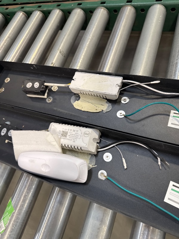 Photo 1 of 39inch 2pcs Modern Outdoor Wall Light,4.33 Inch Wide Dimmable Linear Outdoor Wall Sconce Waterproof Ip65,Black LED Long Outdoor Lights for Garage Front Door Exterior Wall Lights
