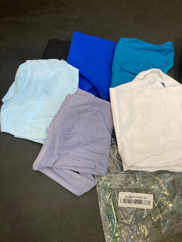 Photo 1 of 6 Pieces Basic Sleeveless Racerback Sports Crop Tank Tops for Women Girls Daily Wearing Black, Royal, Peacock, Blue, White, Serenity,S