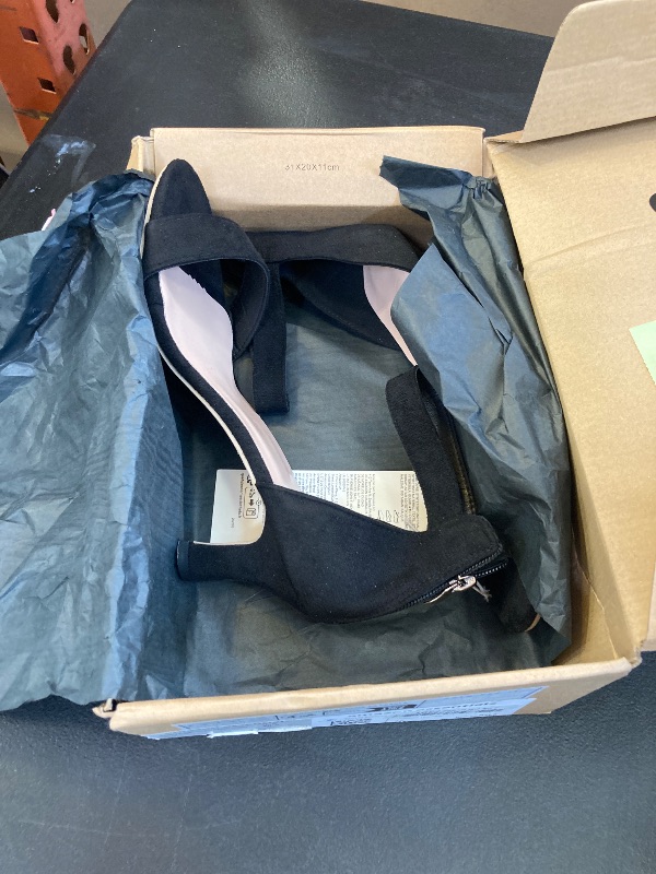Photo 1 of Amazon Essentials Women's Two Strap Heeled Sandal, Black Faux Leather, 9.5