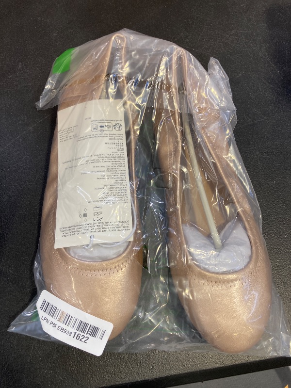 Photo 1 of Amazon Essentials Women's Belice Slip On Ballet Flat, Rose Gold, 8.5 Wide