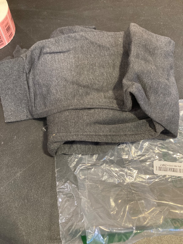 Photo 1 of Amazon Essentials Men's Relaxed Joggers Sweatpants, Fleece, Comfortable Fit, Charcoal, Medium