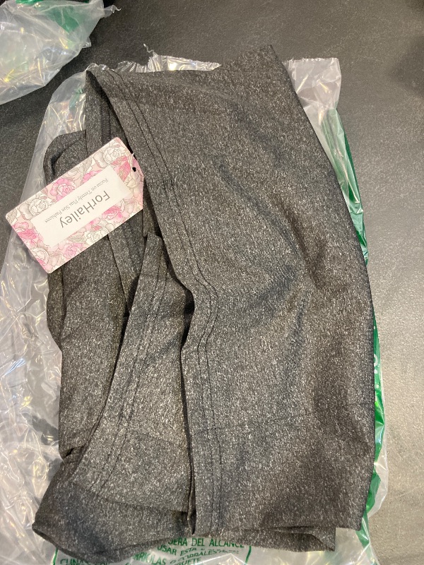 Photo 1 of ForHailey Plus Size Tank Tops for Women Athletic Workout Tops Flowy Racerback Long Running Gym Sport Tops Sleeveless Shirts Exercise Black 5X-Large