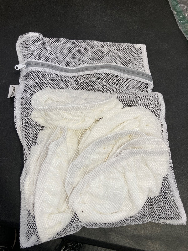 Photo 1 of keepow white reusable mop pads
