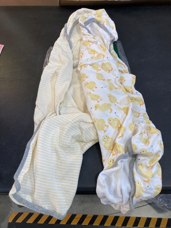 Photo 1 of 2 hooded baby towels duck
