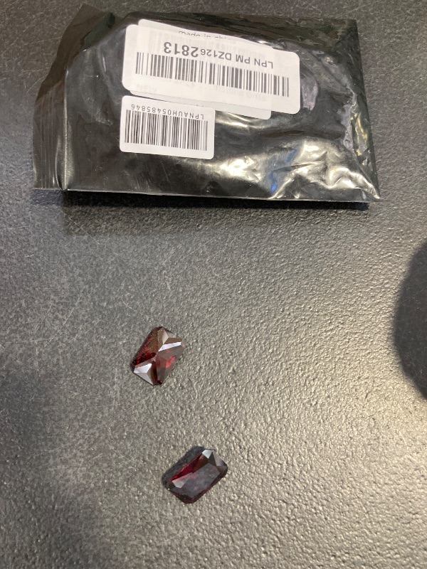 Photo 1 of Acxico 2Pcs Exquisite Plgeon Blood Red Ruby Emerald Cut Loose Gemstone Gifts