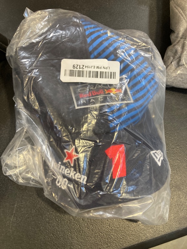 Photo 1 of New Era 9Forty Cap - F1 Red Bull Racing Max Verstappen, Marine, One Size