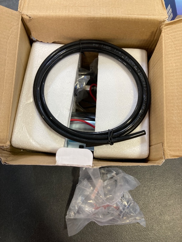 Photo 1 of 120PSI 1/8NPT Small Air Ride Suspension Compressor, Fittings for 12V Motorcycle/Truck/Car, Air Suspension horn Compressor SILVER