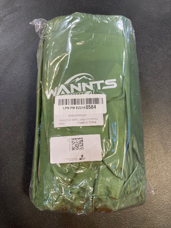 Photo 1 of WANNTS Sleeping Pad, Ultralight Inflatable Sleeping Pad for Camping, Built-in Pump, Ultimate for Camping, Hiking - Airpad, Carry Bag, Repair Kit - Compact & Lightweight Camping Pad(Green)