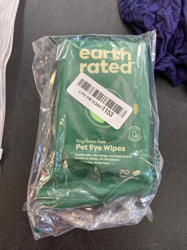 Photo 1 of Earth Rated Vet-Developed Pet Eye Wipes, Hypoallergenic Cleaner for Dogs & Cats Eyes to Remove Dirt & Discharge, Fragrance Free, 70 Count