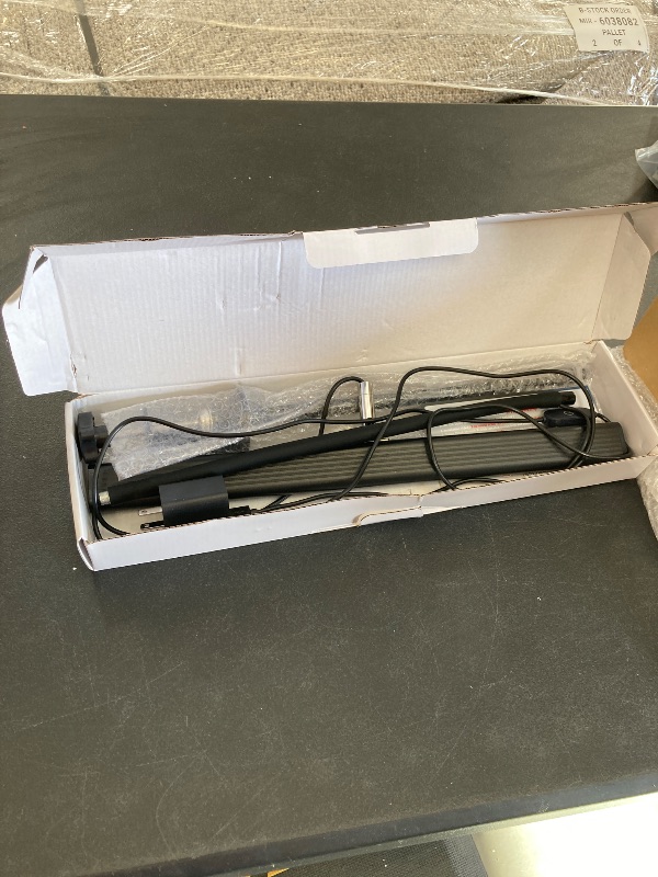 Photo 1 of led desk light