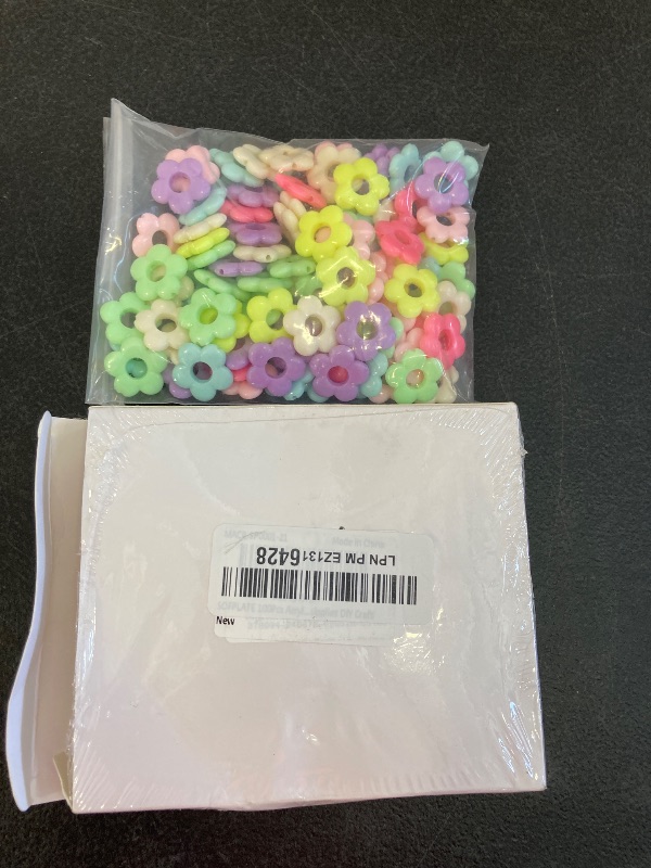 Photo 1 of SOFPLATE 100Pcs Acrylic Flower Beads Hollow Flower Shaped Bead Spacers Opaque Colorful Mixed Candy Color Floral Loose Bead for Jewelry Making Rainbow Bracelets Necklaces Earrings Supplies DIY Crafting