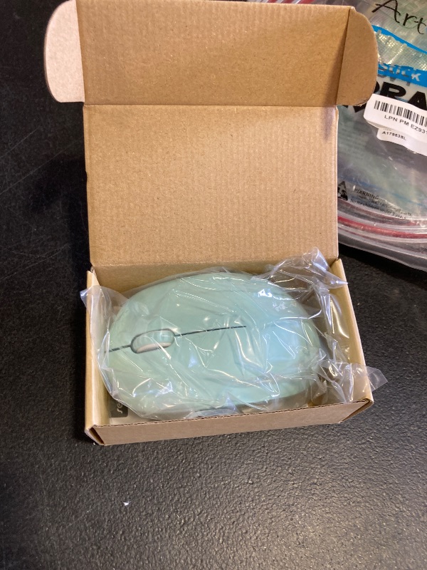 Photo 1 of seenda Wireless Mouse, 2.4G Noiseless Mouse with USB Receiver - Portable Computer Mice for PC, Tablet, Laptop with Windows System - Mint Green