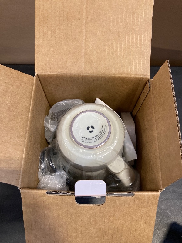 Photo 1 of MAGETANG 7 in 1 Nut Milk Maker Machine 28oz Automatic Almond Milk Maker for Homemade Coconut, Oat, Soy, Plant-Based Milk, Juice with 18H Delay Start/6H Keep Warm/Self Cleaning