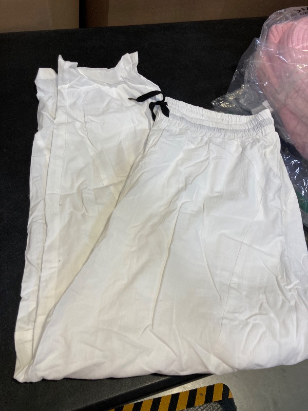 Photo 1 of 2xl white baggy pants