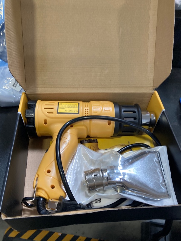 Photo 1 of SEEKONE Heat Gun 1800W 122?-1202??50?- 650??Fast Heating Heavy Duty Hot Air Gun Kit Variable Temperature Control Overheat Protection with 4 Nozzles for Crafts, Shrinking PVC, Stripping Paint(5.2FT)