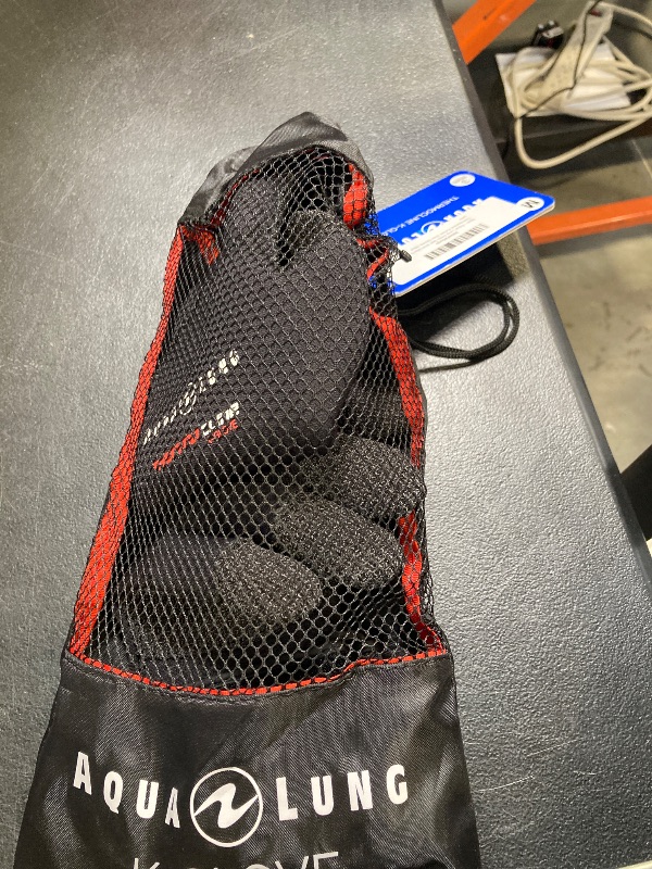 Photo 1 of THERMOCLINE - Dive Gloves 5mm M