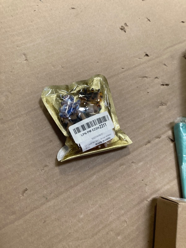 Photo 1 of 6 PCS Small Hair Claw Clips 1.4 Inch Tortoise Claw Clip for Women Girls Mini Size Leopard Print Acrylic French Design Jaw Clips Non-Slip Strong Hold Hair Grip Catch Barrette