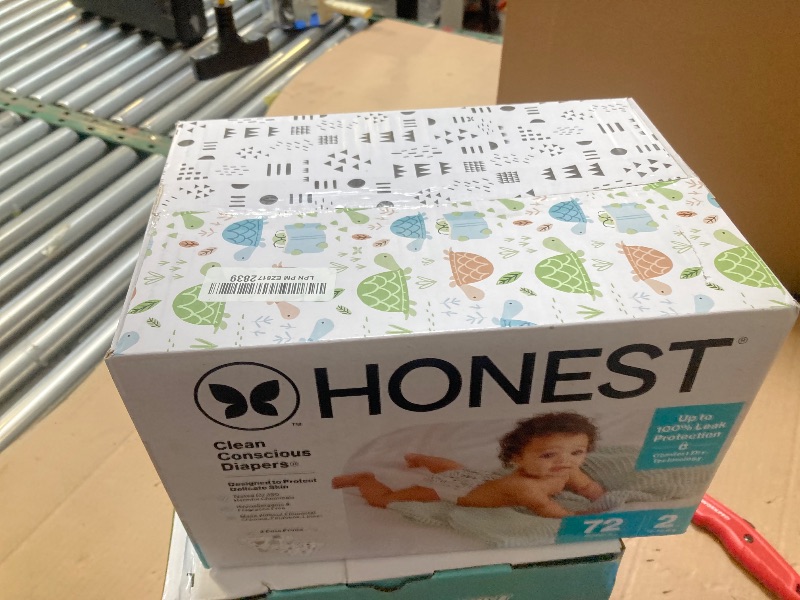 Photo 1 of The Honest Company Clean Conscious Diapers for Delicate Skin | Up to 100% Leakproof | Hypoallergenic, Fragrance Free | Gender Neutral | Club Box, Size 2 (12-18 lbs), 72 Count (Prints May Vary)