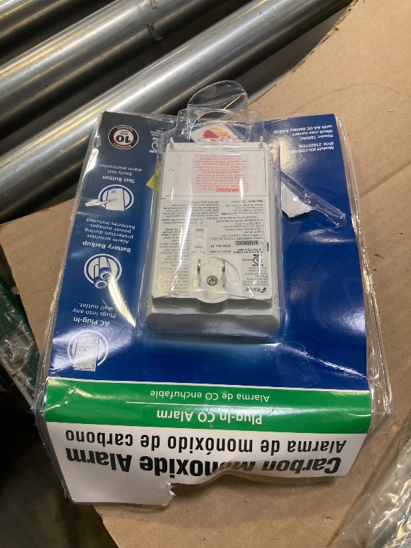 Photo 1 of Kidde Carbon Monoxide Detector, Plug In Wall with AA Battery Backup, Test-Hush Button