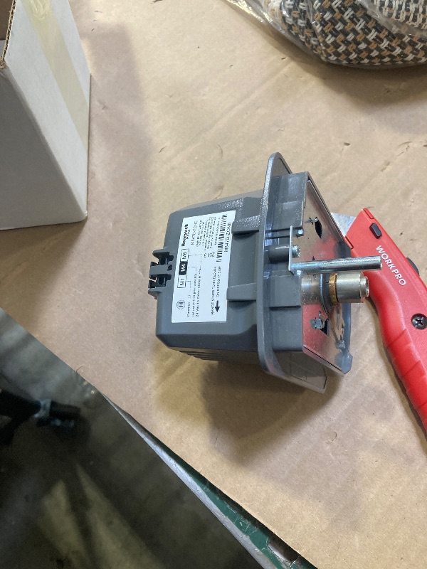 Photo 1 of M847D-Zone Replacement Motor for ARD and ZD EARD Zone Dampers,Compatible with Honeywell M847D1004 M847D Zone Valve Actuator Damper Operator 24v