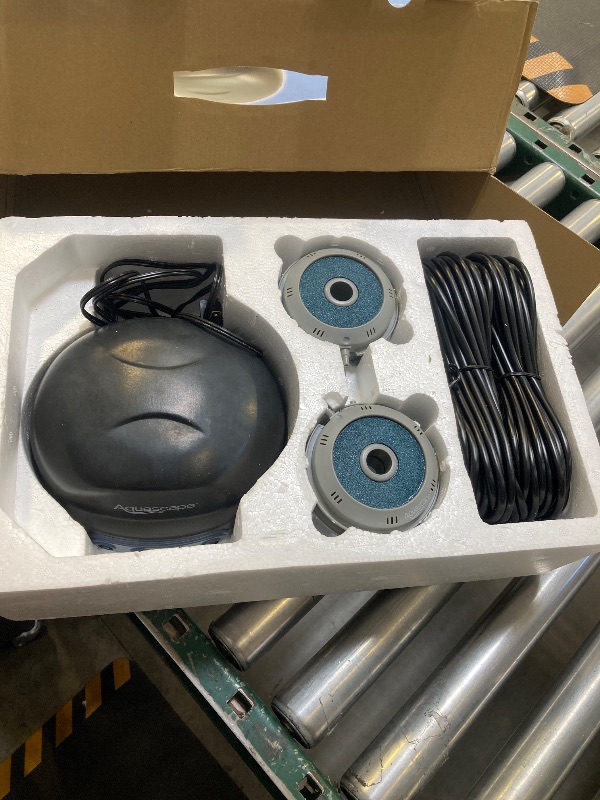 Photo 1 of Aquascape 75001 Pond Air 4 (Quadruple Outlet Aeration Kit)