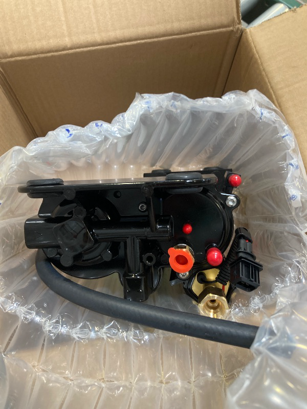 Photo 1 of Electric Fuel Pump Assembly Replacement For Volvo Penta 21608511 21545138 4.3L 5.0L 5.7L for 4.3OSI 4.3GXI 5.0OSI 5.0GXI 5.7GI 5.7GXI 5.7OSI 5.7OSXI 3594444 213977771 3861355 3860210