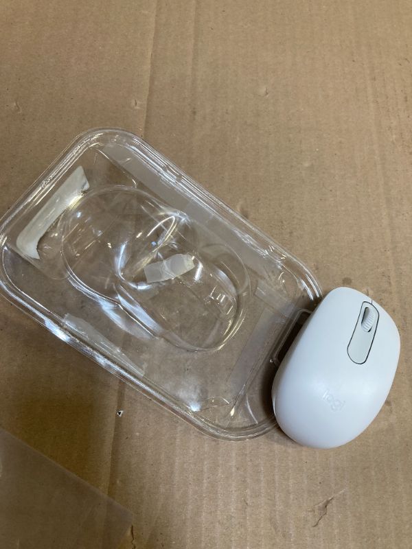 Photo 1 of Logitech M196 Bluetooth Wireless Mouse