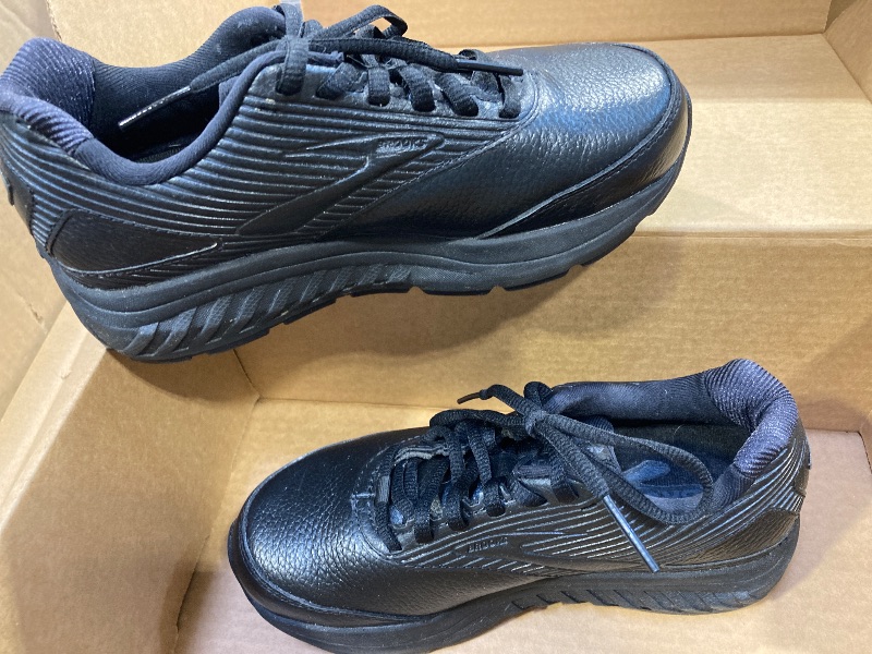 Photo 1 of Brooks Women's Addiction Walker 2 Walking Shoe - Black/Black - 5 Wide