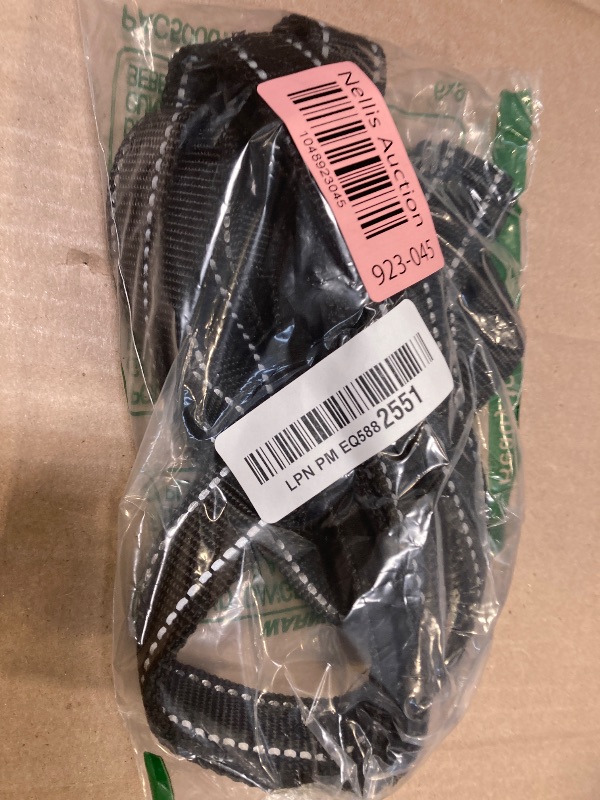 Photo 1 of Heavy Duty Dog Leash - 2 Handles by Padded Traffic Handle for Extra Control, 6foot Long - Perfect for Medium to Large Dogs (6 ft, Black)