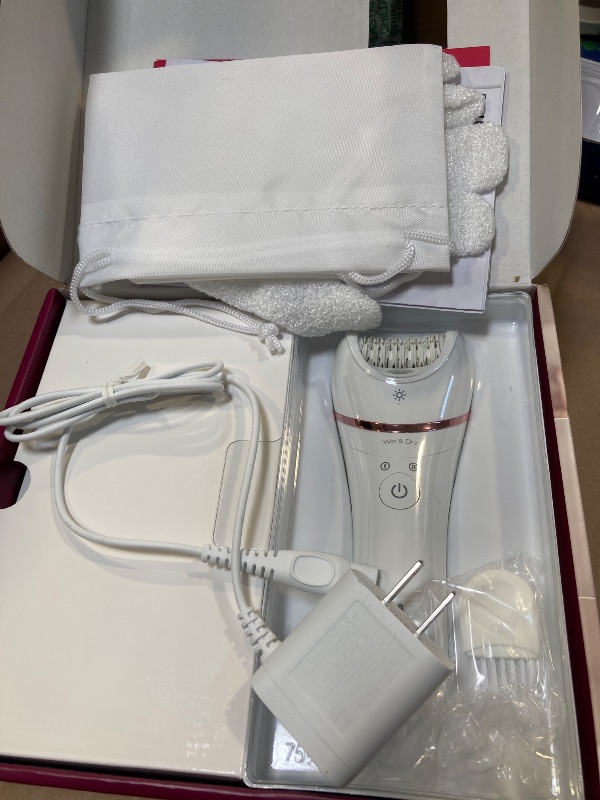 Photo 1 of Philips Epilator Series 8000, Wet & Dry, 3-in-1 with Shaver & Trimmer Attachments for Women, 8 Accessories Included, BRE720/14