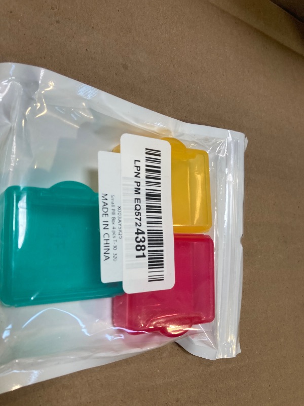 Photo 1 of 3PCS ONLY-----TecQach Small Pill Box  Cute Travel Pill Organizer Case Mini Tiny Clear Plastic Storage Containers Portable for Pocket Purse