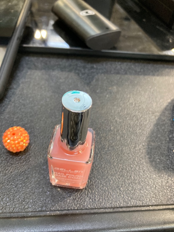 Photo 1 of Nail polish base cot 