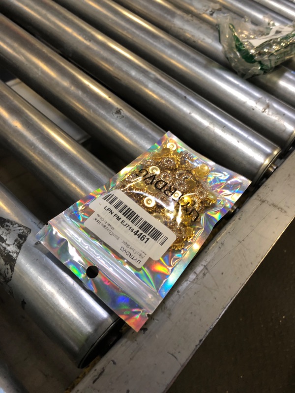 Photo 1 of 100PCS 14MM Sew on Rhinestones Gems, Flower Gold Claw Rhinestones Glass Crystals Jewelry for Crafting Sewing Clothes Dresses Shoes Belt Decoration Accessories (Champagne)