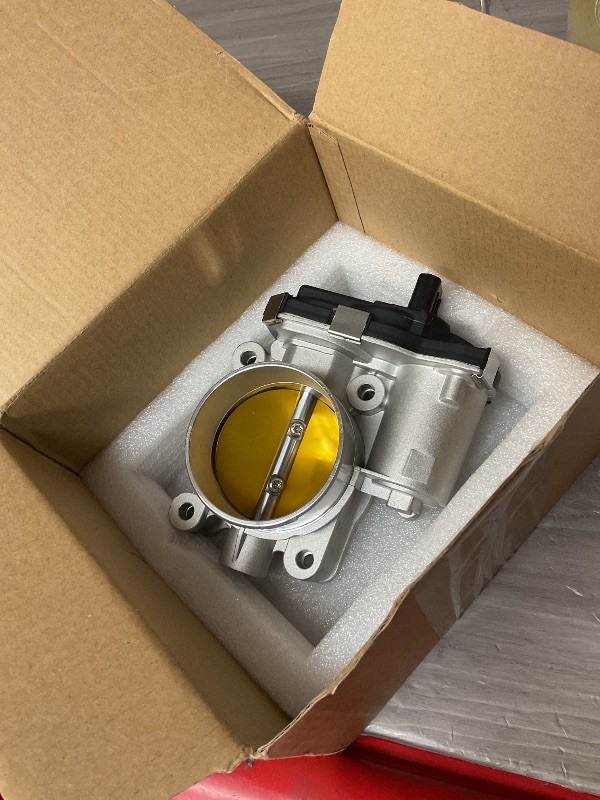 Photo 1 of Electric Throttle Body 12617792 12678224 S20223 for Silverado Tahoe Sierra Yukon 5.3L Automotive Replacement Fuel Throttle Bodies