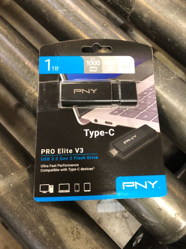 Photo 1 of 1TB PNY PRO Elite V3™ Type-C USB 3.2 Gen 2 Flash Drive – Up to 1000MB/s Read, Up to 800MB/s Write, Extreme Performance for Professional Data Storage and Transfers, Premium Metal Design, USB-C