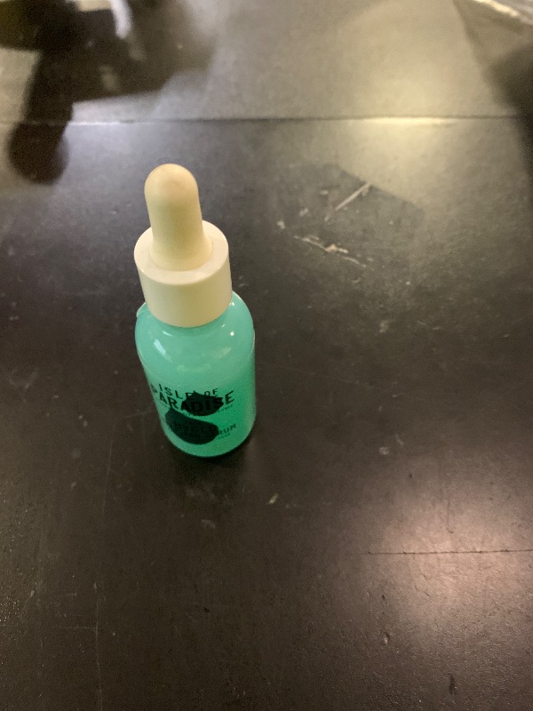 Photo 1 of Isle of Paradise Hyglo Face Hyaluronic Self Tan Serum - Hydrating and Brigtening Gradual Tan Facial Serum, Vegan and Cruelty Free, 1.01 Fl Oz