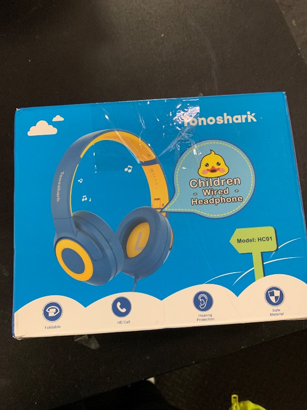 Photo 1 of children wired headphone 