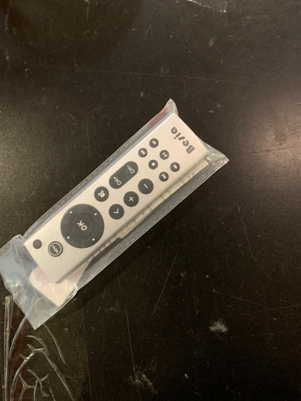 Photo 1 of Universal Replacement Remote for Apple TV 4K/ HD, A2843 A2737 A2169 A1842 A1625 A1427 A1469 A1378 (No Voice), Compatible with Samsung, LG, Sony, Westinghouse, Insignia, Vizio, Toshiba TVs