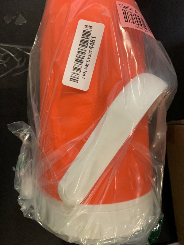 Photo 1 of Gatorade Half Gallon Cooler Jug, Sports Hydration Jug, BPA-Free, 64oz, Double Wall Insulation?