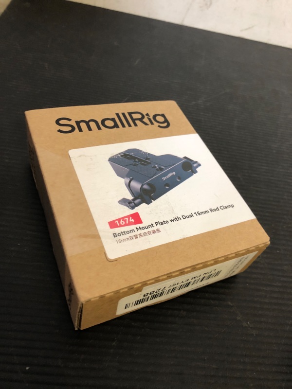 Photo 1 of SMALLRIG Camera Base Plate with 15mm LWS Rod Rail Clamp, Baseplate for Sony A6500 A6600 A6300, for Canon R5 R6, for Sony A7SIII / A7III, Both for Cameras & Cages