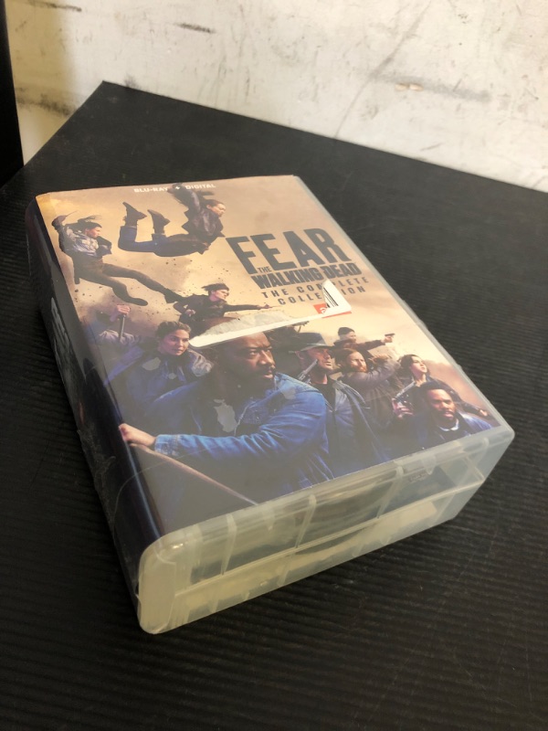 Photo 1 of Fear The Walking Dead: The Complete Collection - BLURAY, Digital [Blu-ray]