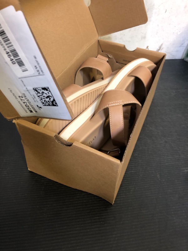 Photo 1 of Coutgo Womens Flat Sandals Comfortable Arch Support Adjustable Double Strap Lightweight Summer Platform Sandals, Almond, Size 9