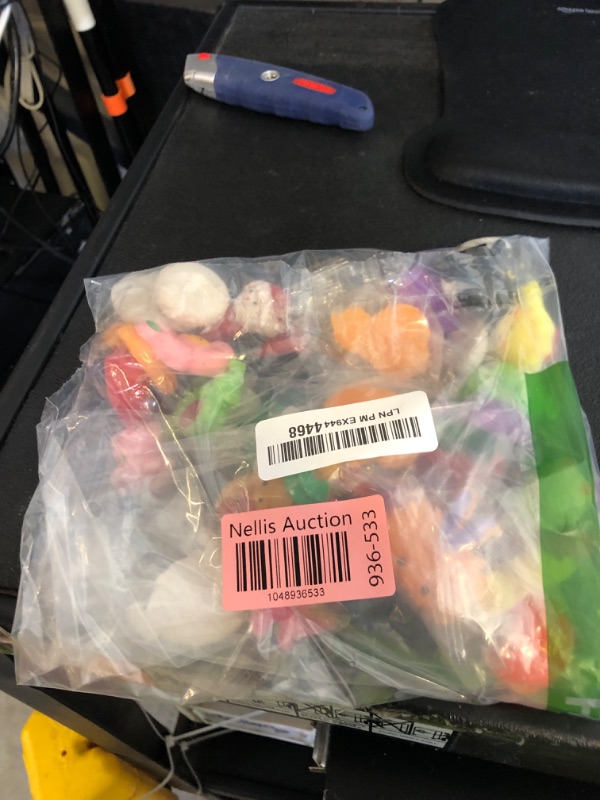 Photo 1 of 36Pcs Halloween Kawaii Squishies Treasure Box Mini Mochi Squishy Squeeze Toys Stress Reliever Anxiety Packs for Kids Halloween Party Favors (Halloween)
