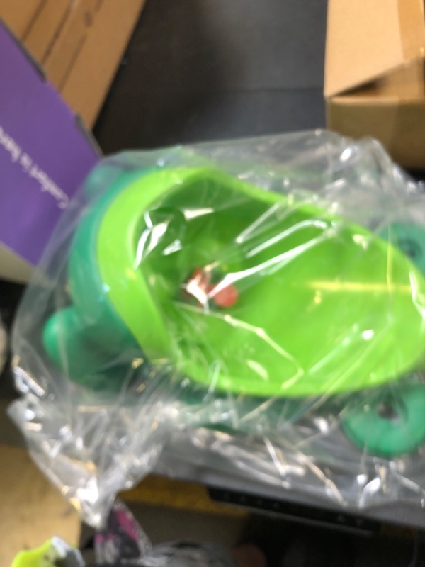 Photo 1 of Frog Pee Training,Cute Potty Training Urinal for Boys with Funny Aiming Target,Green Urinals for Toddler Boy