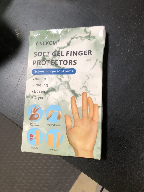 Photo 1 of Gel Finger Cots, Silicone Finger Protectors, Fingertip Bandages Band-aids for Dry Skin, Cracked Fingertip Treatment,Thumb Protector Covers for Hand Eczema Finger Arthritis (20pcs)