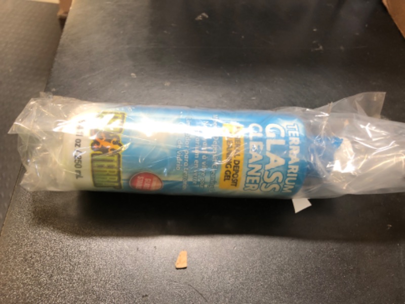 Photo 1 of Exo Terra PT2668 Terrarium Glass Cleaner, 8.4 oz
