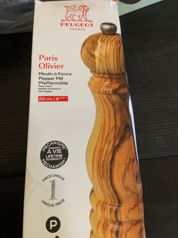 Photo 1 of Peugeot Paris Olivier Pepper Mill 22cm - 9in Olive Wood
